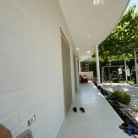 Apartment Kameri Hamallaj